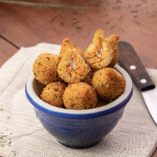 Coxinha de Frango com Requeijão